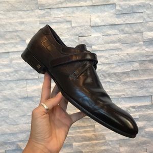 Louis Vuitton Men’s Vesuvio Buckle Shoe